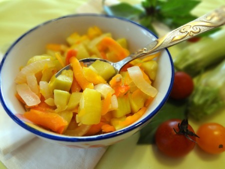 салат из кабачков и моркови на зиму