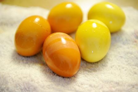 натуральный краситель для яиц - куркума